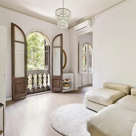 Sagrada Familia Iii By Enjoy